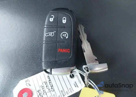 2018 Jeep Grand Cherokee Summit 4X4 z USA, uszkodzony, nr VIN 1C4RJFJT6JC458996